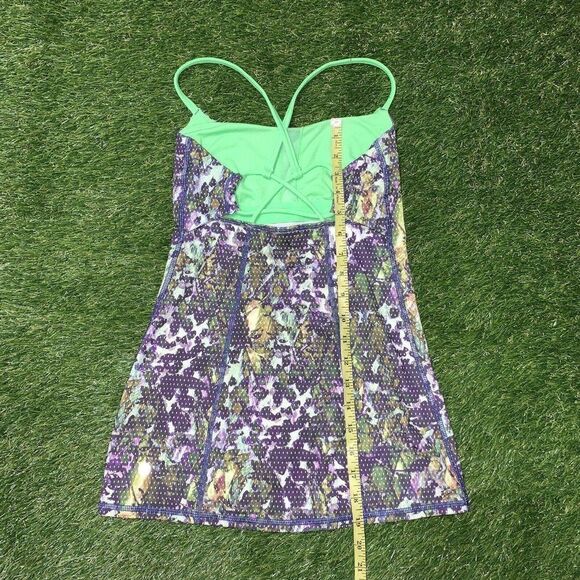 Lululemon Dancing Warrior Tank Top Size 2 Floral Sport White Multi Pistachio - Picture 11 of 12